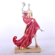Load image into Gallery viewer, Wedding Gifts Europe Resin Couple Sculpture Statue Ornaments Desktop Crafts Home Decoration Creative Lover Figurines Miniatures