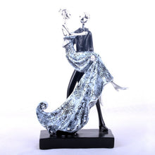 Load image into Gallery viewer, Wedding Gifts Europe Resin Couple Sculpture Statue Ornaments Desktop Crafts Home Decoration Creative Lover Figurines Miniatures